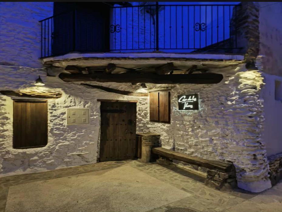 Casa De Los Titeres Pitres Exteriör bild